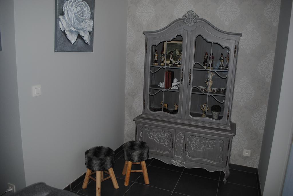 Interbellum Apartment Ипер Стая снимка